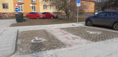 Parkoviště Ostrovní