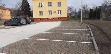Parkoviště Ostrovní