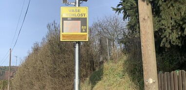 Čakovice u hřiště