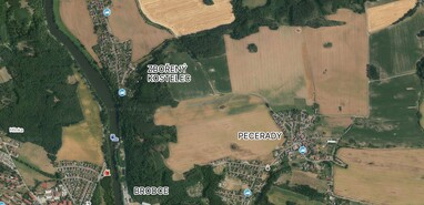 Pecerady a Zbořený Kostelec